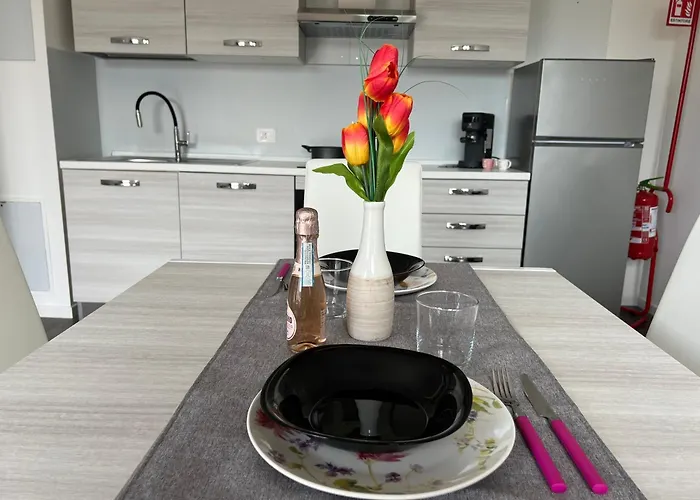 Urban Loft - Parcheggio Privato Apartmán